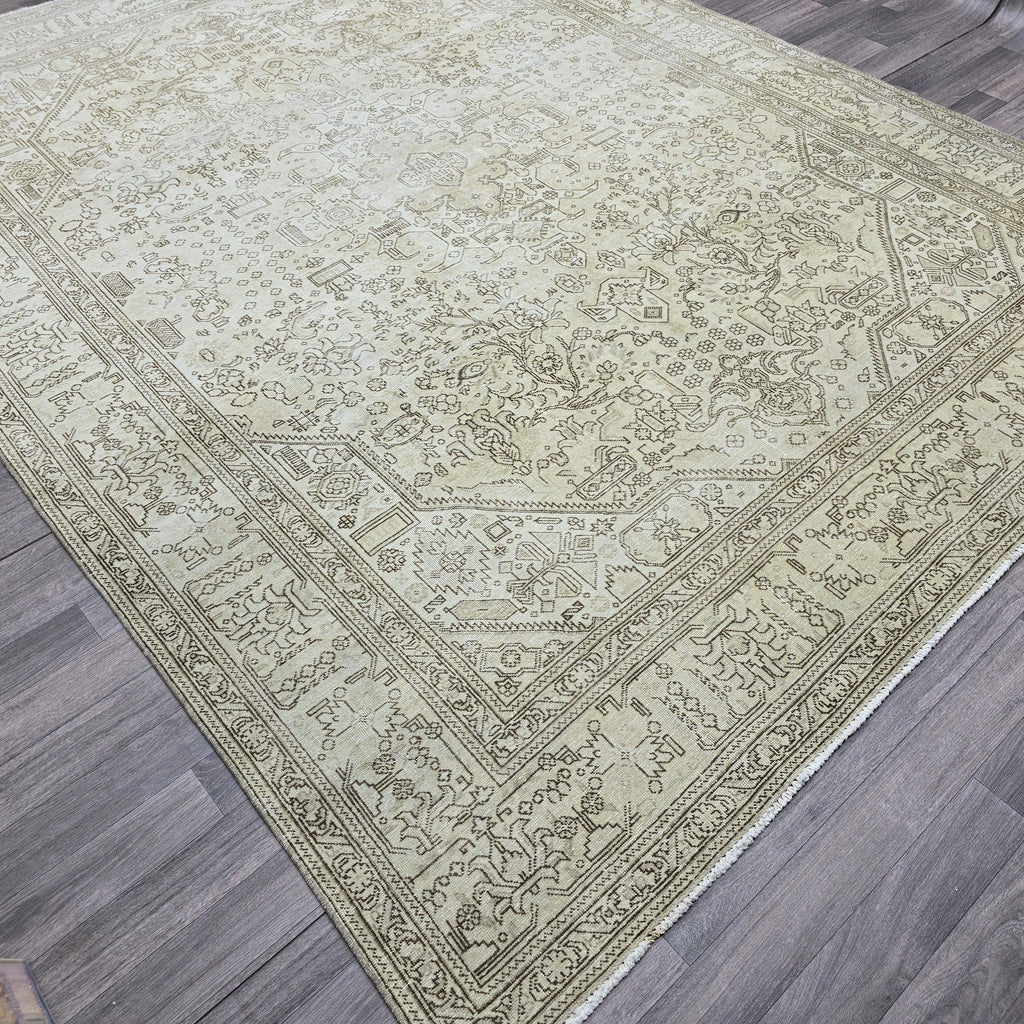 Vintage Oushak Turkish Rug: 8x11 Beige Cream Wool Area Rug