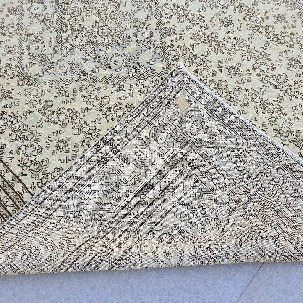 Oversized Antique Turkish Oushak Rug: Extra Large Wool Area Carpet (8.60x12.20 ft)
