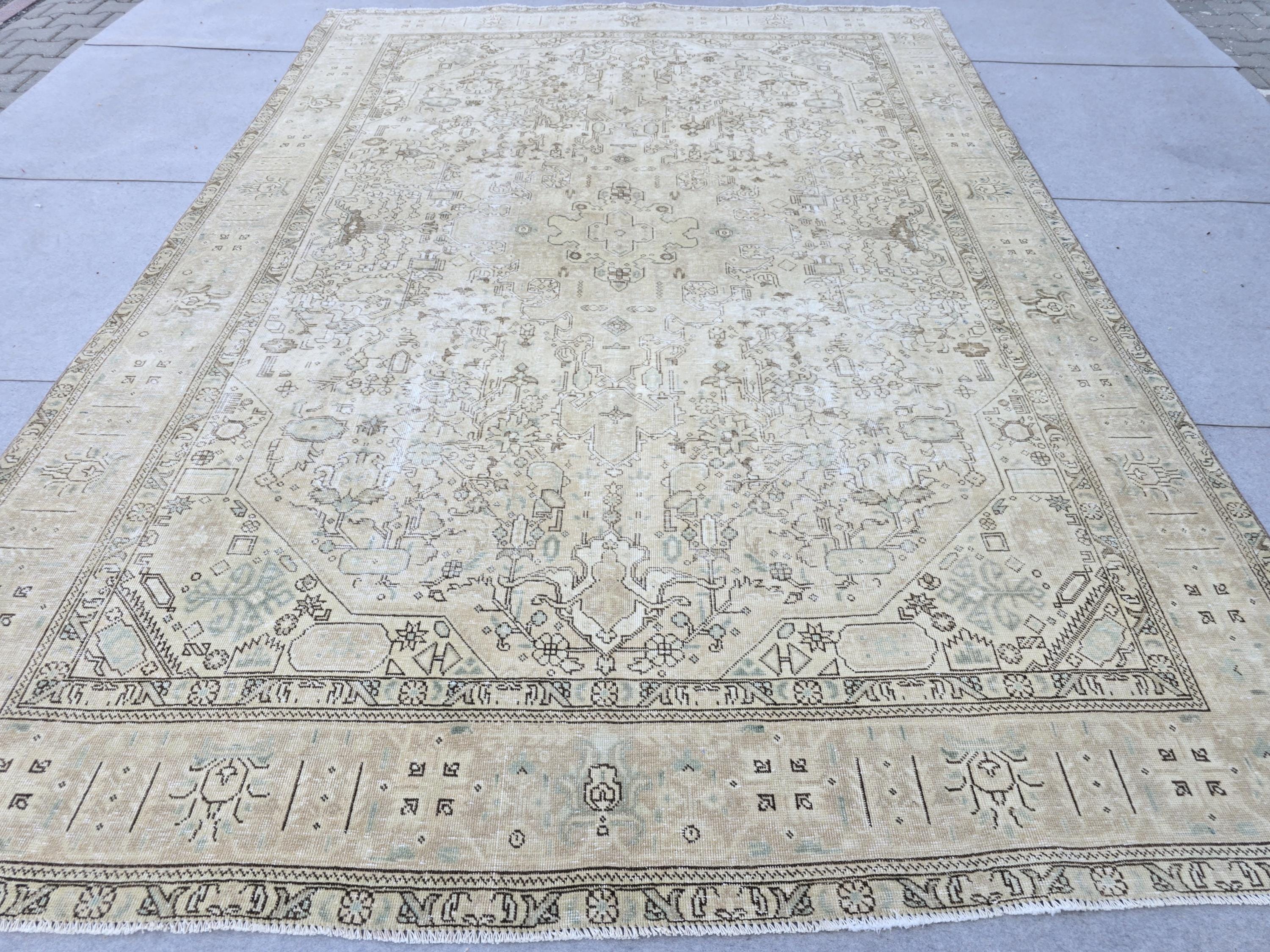 Vintage Rug 8x11 | Faded Oatmeal All Over Floral Area Rug | Hand Knotted Wool Neutral Turkish Carpet | Living Room Bedroom Boho