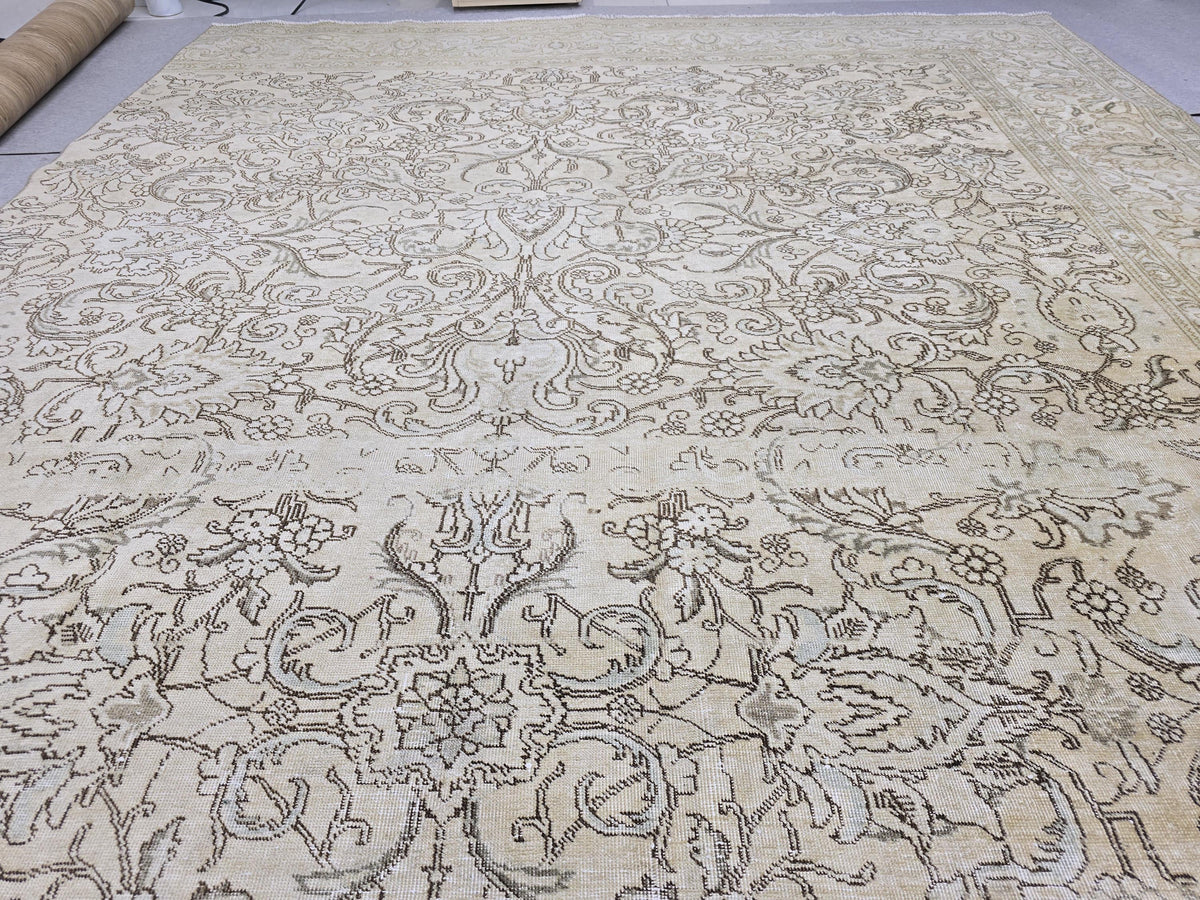 8x15 Hand Knotted Wool Area Rug, Muted Beige Floral Living Room Carpet (8x15 ft)