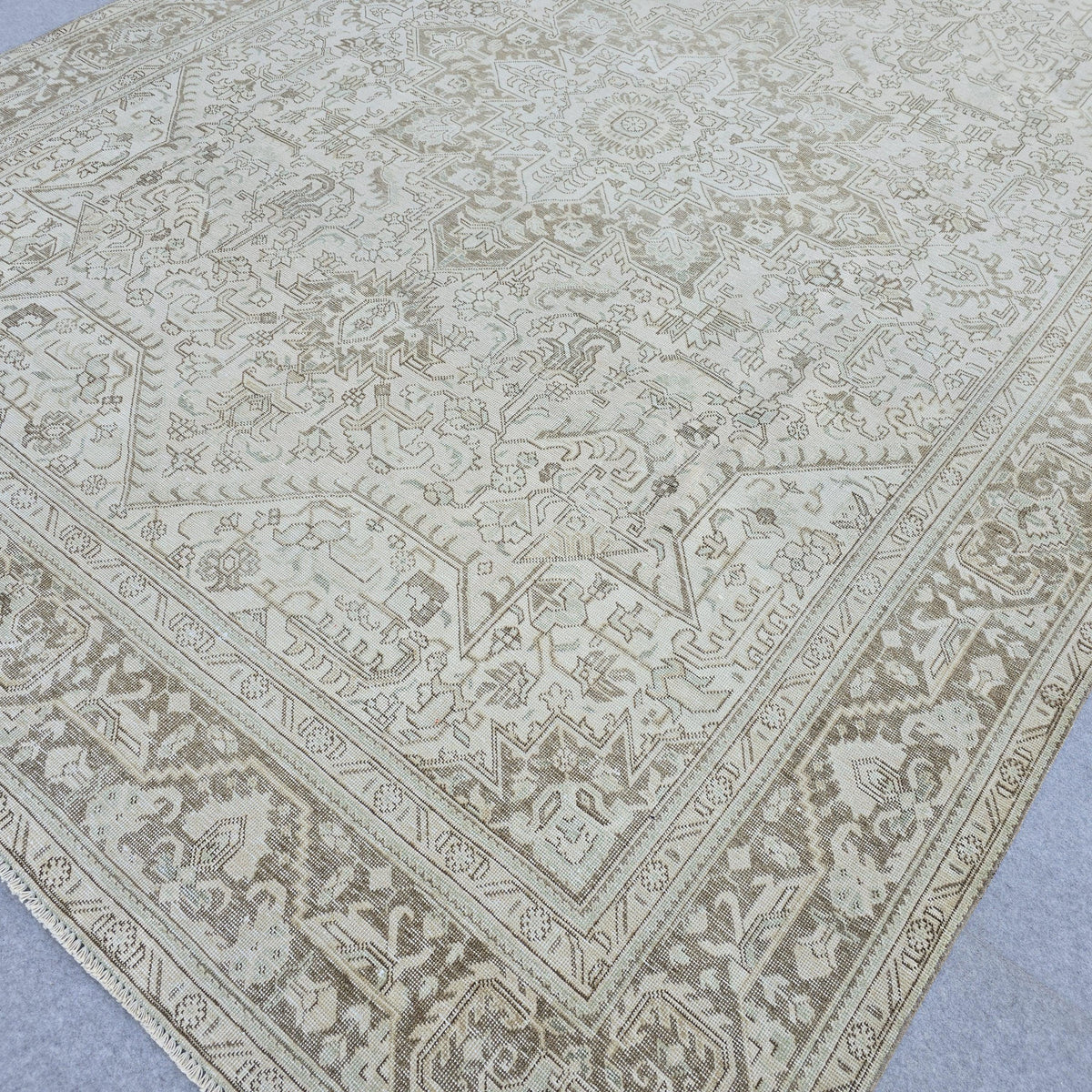 9x13 Vintage Turkish area Rug - Oversize Neutral Area Rug - Hand Knotted Wool Oushak Rug - Geometric Muted Oriental Carpet for livingroom