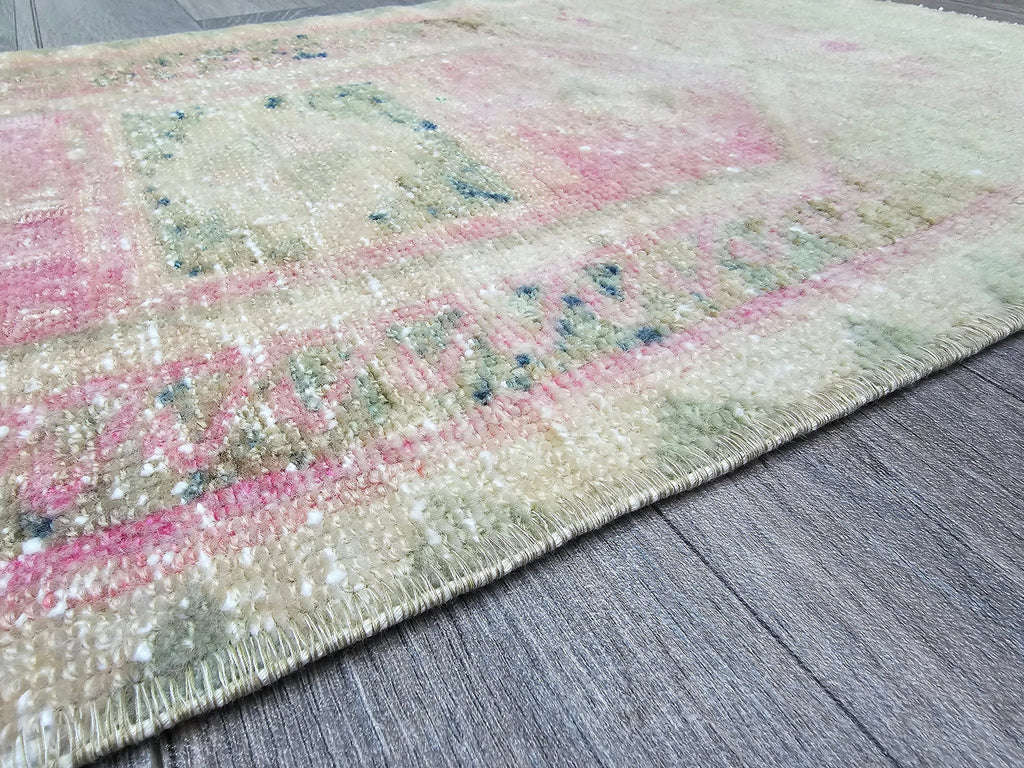 Faded Vintage Oushak Wool Rug: Turkish Doormat Bath Mat (18x33 inches)