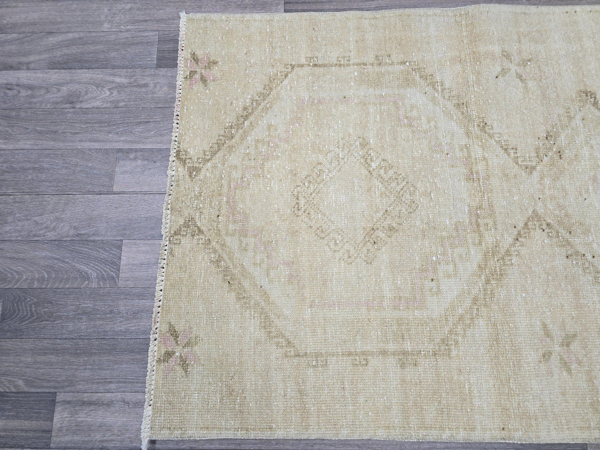 3x4 Neutral Oushak Turkish doormat, wool Vintage Bathmat, Small Turkish Rug
