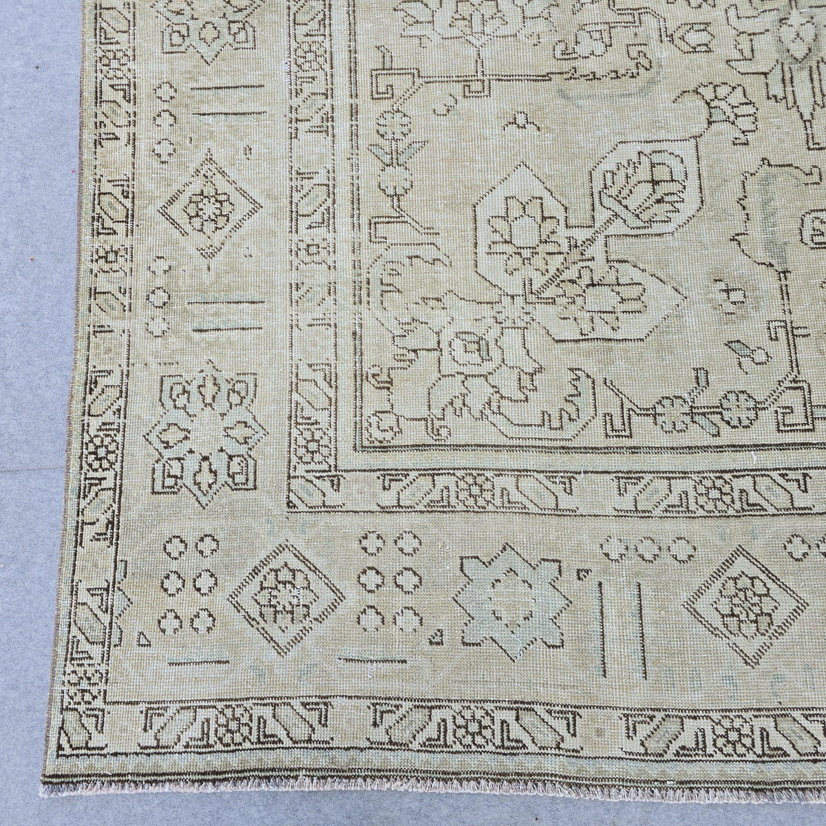 Neutral Vintage Rug 9x12 Cream Geometric Medallion Hand Knotted Turkish Wool Muted Rug