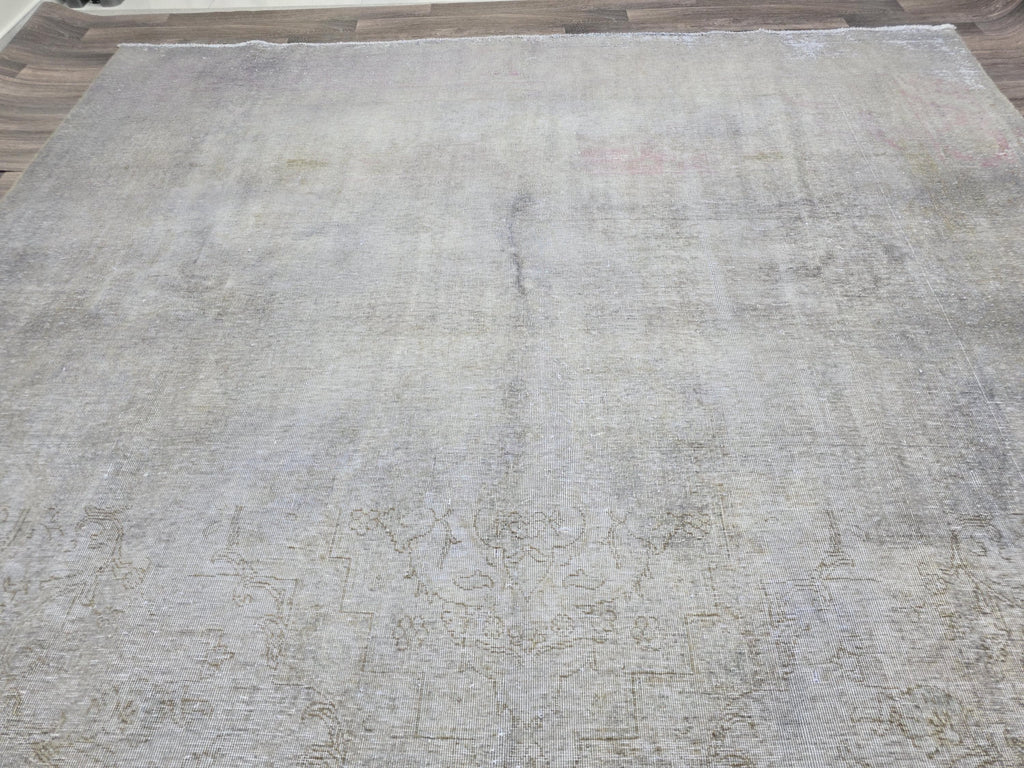 Vintage Handwoven Turkish Rug 9.5x12.5, Faded Neutral Wool Area Rug, Muted Beige Gray Large Rug, Distressed Antique Style Carpet