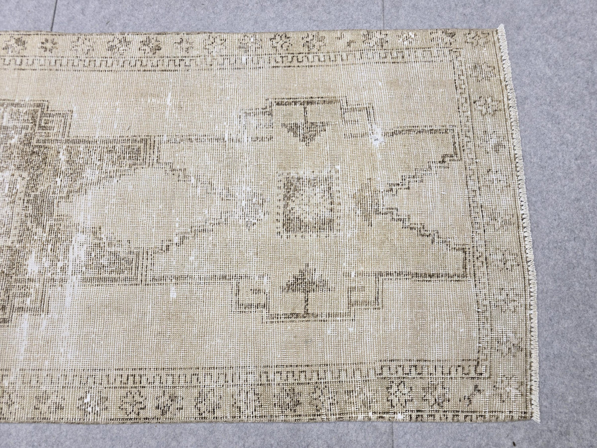 Vintage Rug 3.2x10.5 Runner,  Wool Rug for Breakfast Nook, Double Border Turkish Carpet, Antique Gold Rug, Studio Loft Decor