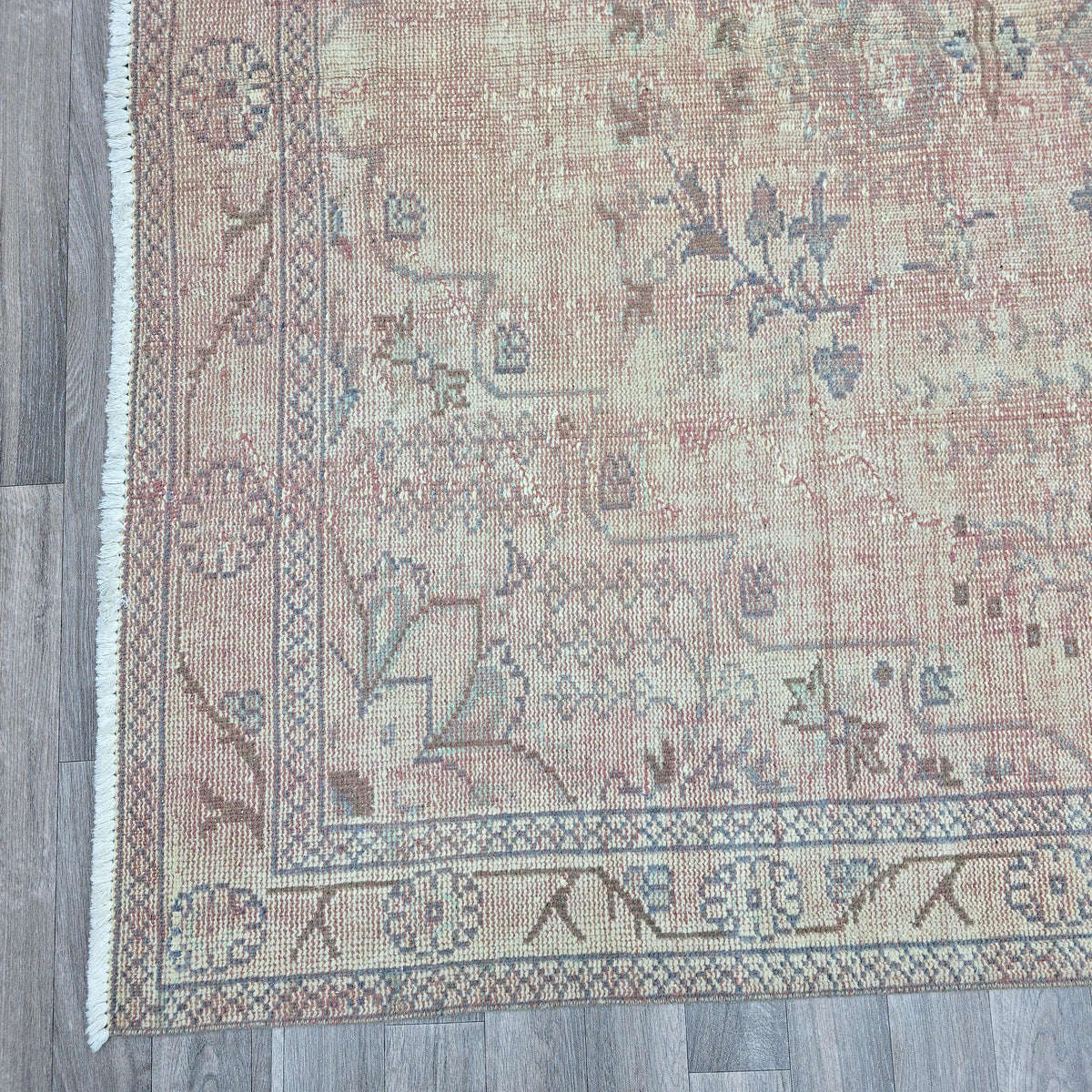 Handmade Wool Oushak Rug (6.70x9.50 ft) | Vintage Turkish Boho Decor