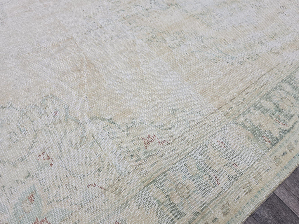 Vintage Oushak Rug 6x9: Hand-Knotted Turkish Wool Rug, Cream & Mint