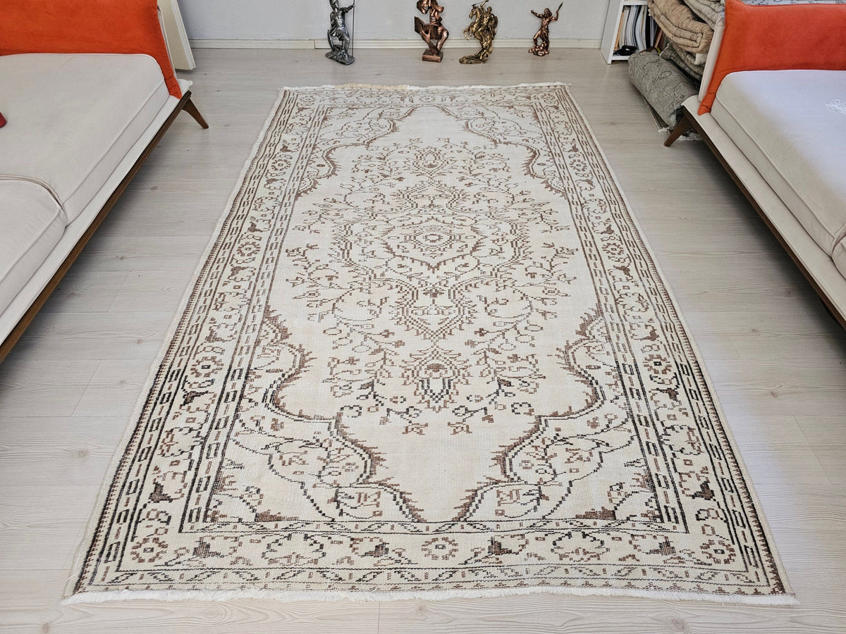 5x8 Vintage Turkish Oushak Rug: Neutral Wool Handmade Carpet