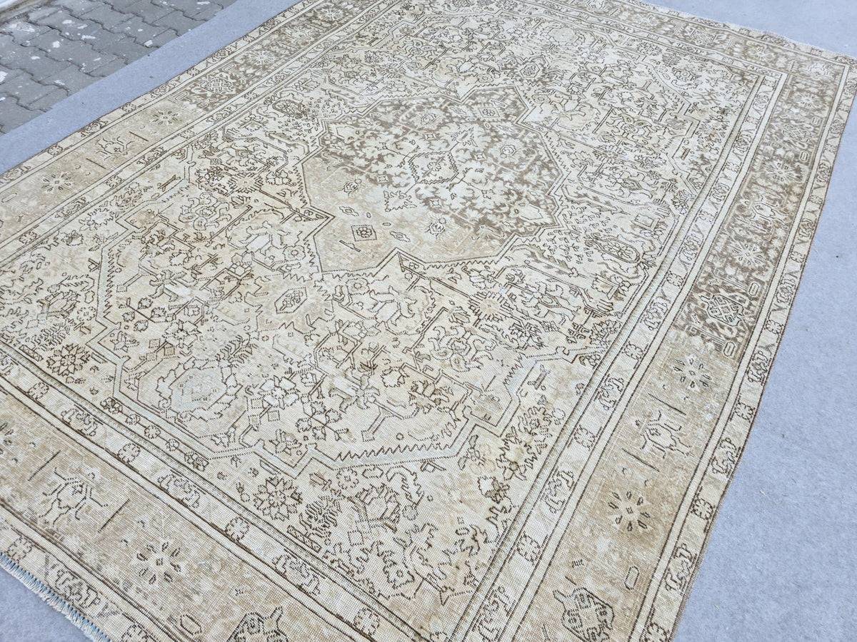 Vintage Rug 8x11, Mocha Brown Turkish Area Rug, Faded Hand Knotted Wool Carpet, Neutral Medallion Rug for Living Room, Office Decor