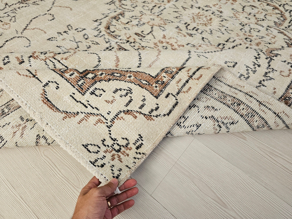 6x9 Cream Oushak Rug: Vintage Turkish Wool Area Rug