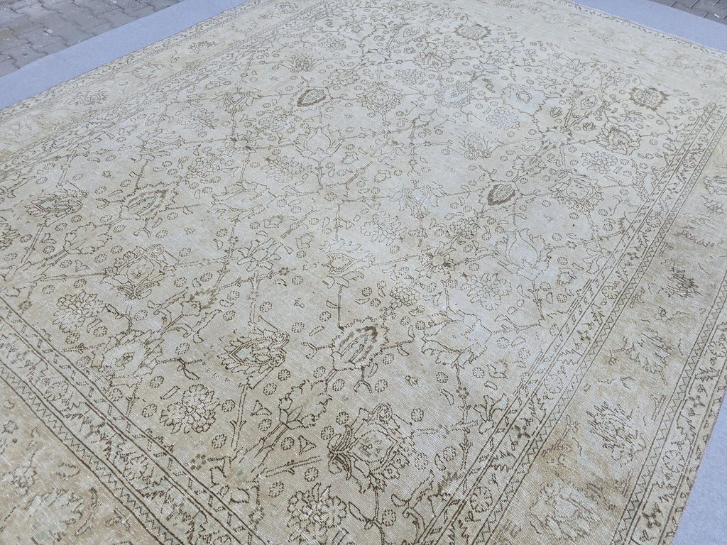 10x13 Classic Muted Vintage Area Rug/ Handmade Wool Oushak rug Beige Brown