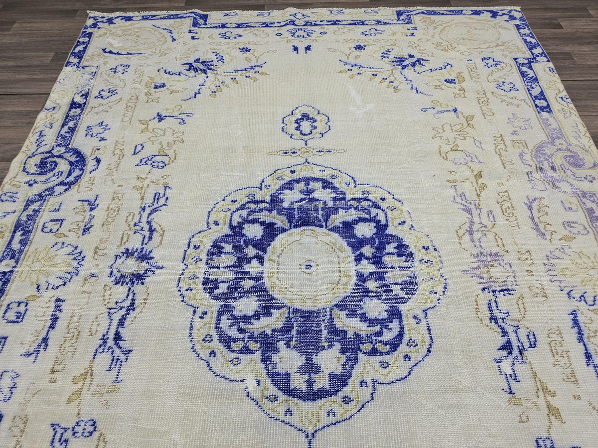 7x11 Vintage Oushak Wool Rug: Hand-Knotted Turkish Medallion Design