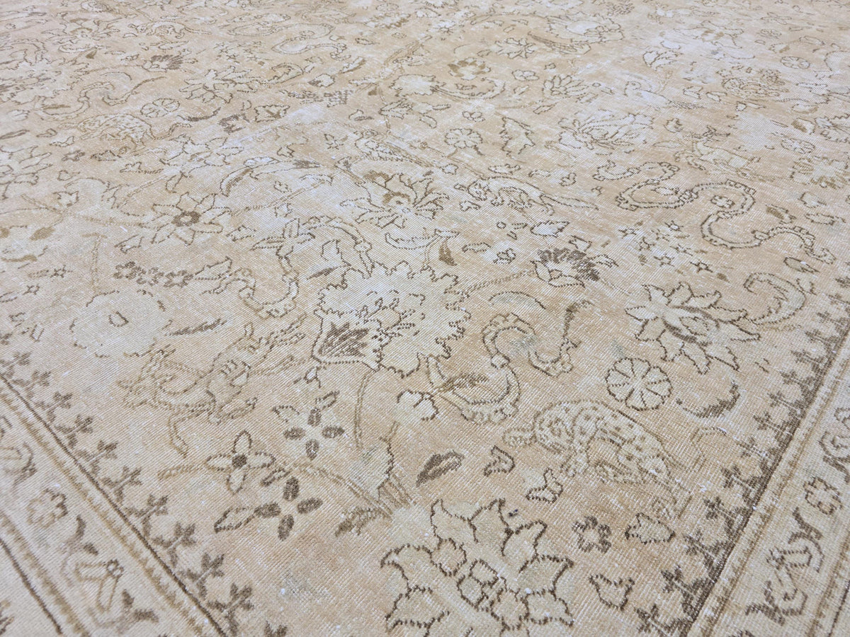 10x12 Oversize Rug: 9.70x12.25 ft, Hand-Knotted Wool, Neutral Area Rug