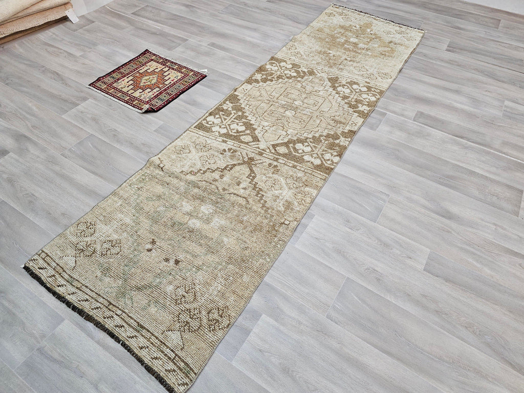 Vintage Turkish Runner Rug: Hand-Knotted Wool Oushak, Earth Tone (2.60x9.60 ft)