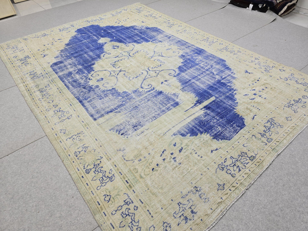 Vintage Turkish Oushak Rug 7x10, Cream Blue Oriental Wool Carpet