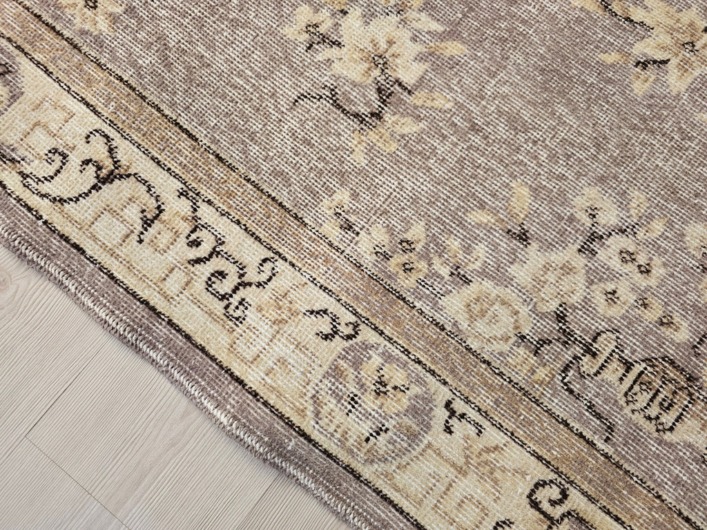 4x6 Vintage Turkish Rug: Hand-Knotted Organic Wool Oushak Rug