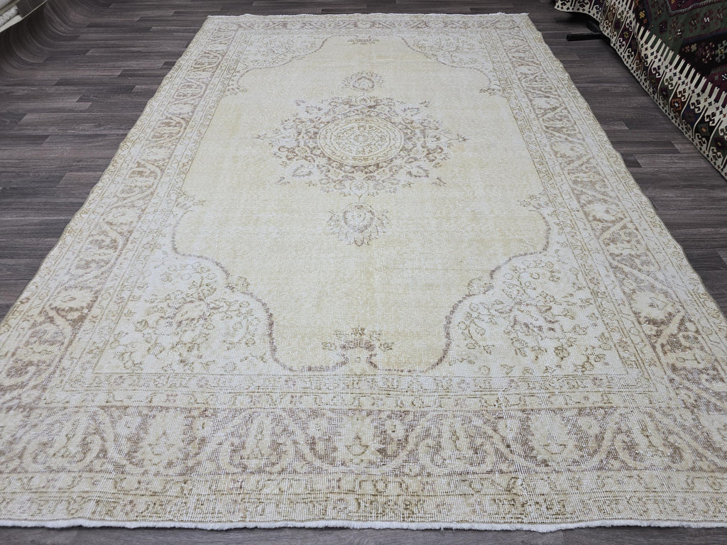 7x10 Vintage Turkish Oushak Rug 7x10: Neutral Medallion Turkish Carpet beige brown