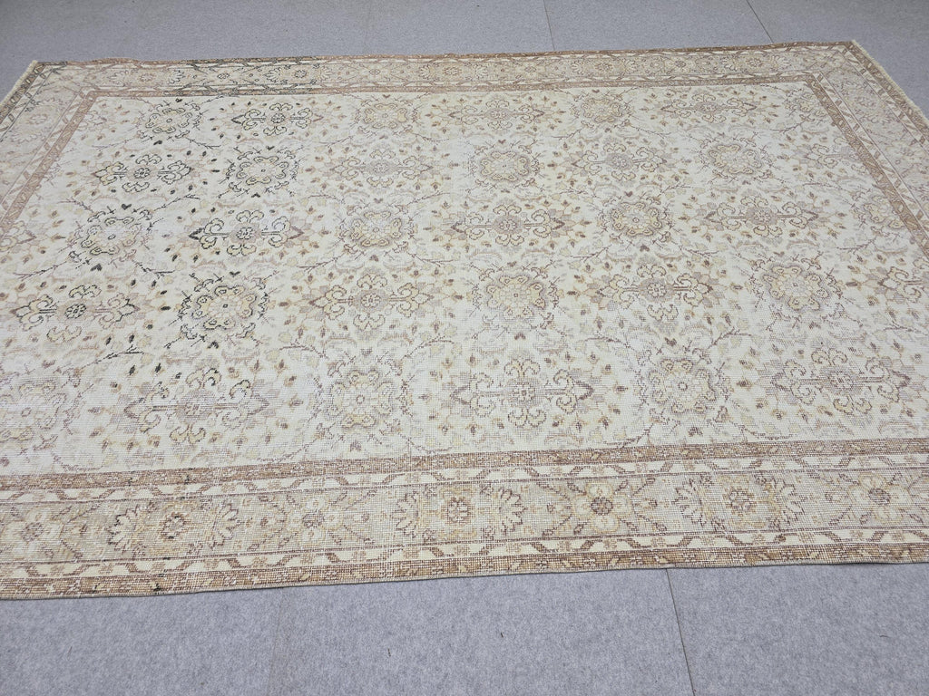 Vintage Turkish Oushak Rug 7x10, Hand Knotted Wool, Neutral Farmhouse