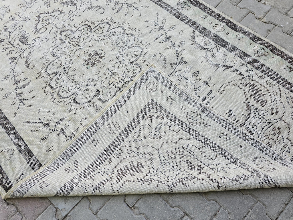 6x9 Neutral Oushak Rug: Vintage Turkish Wool Area Rug