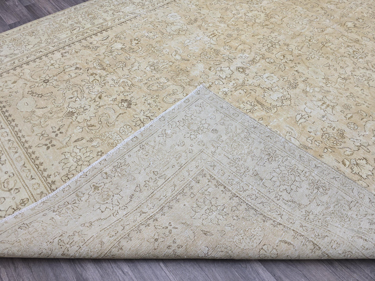 Oversize Oushak Rug: 9.70x12.25 ft, Hand-Knotted Wool, Neutral Farmhouse Decor