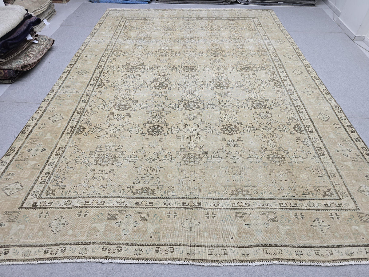 Oushak Rug 9x13 Faded Neutral Vintage Turkish Carpet Hand Woven Distressed Area Rug