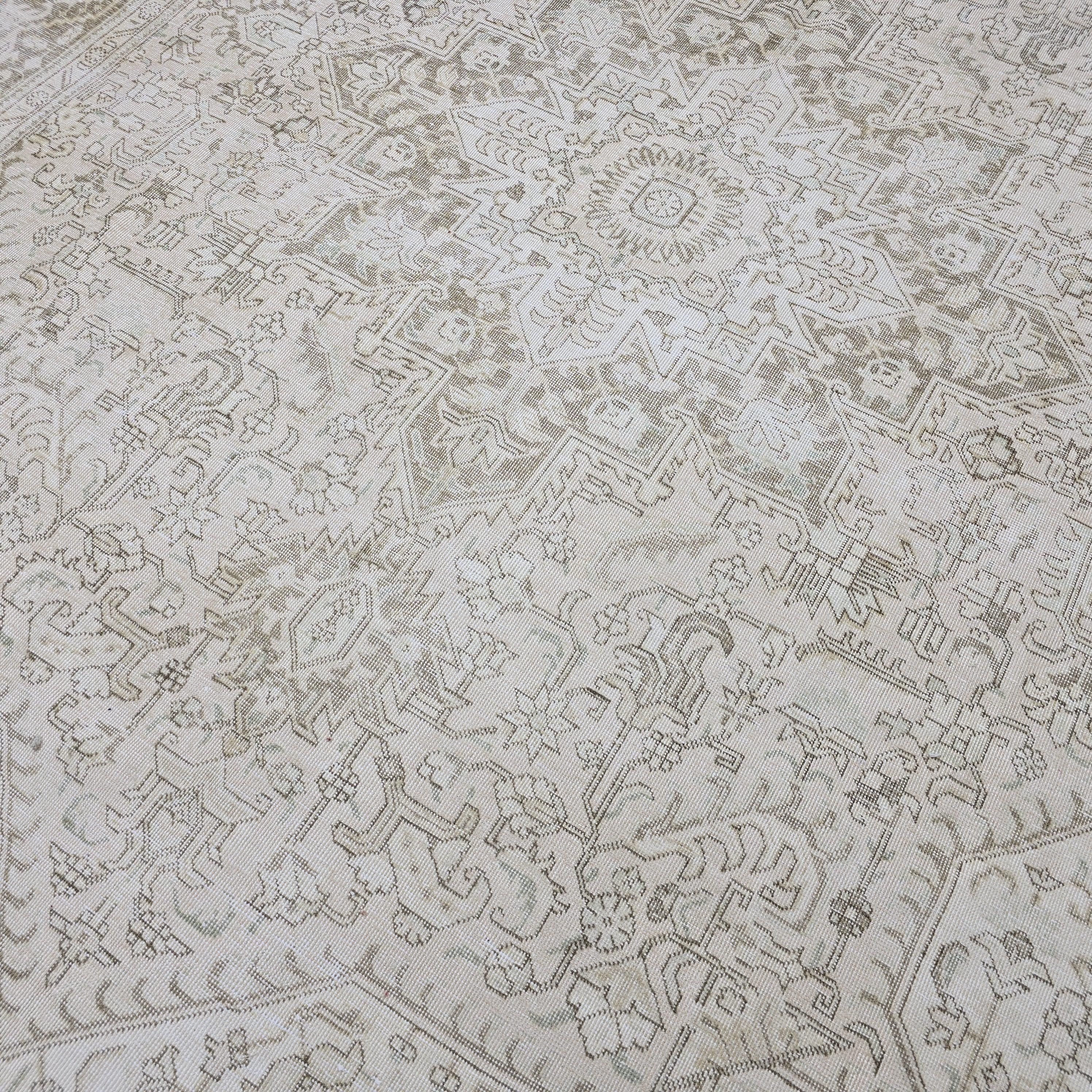 Oversized Neutral Turkish Oushak Rug (9.5x13 ft), Vintage Wool Carpet