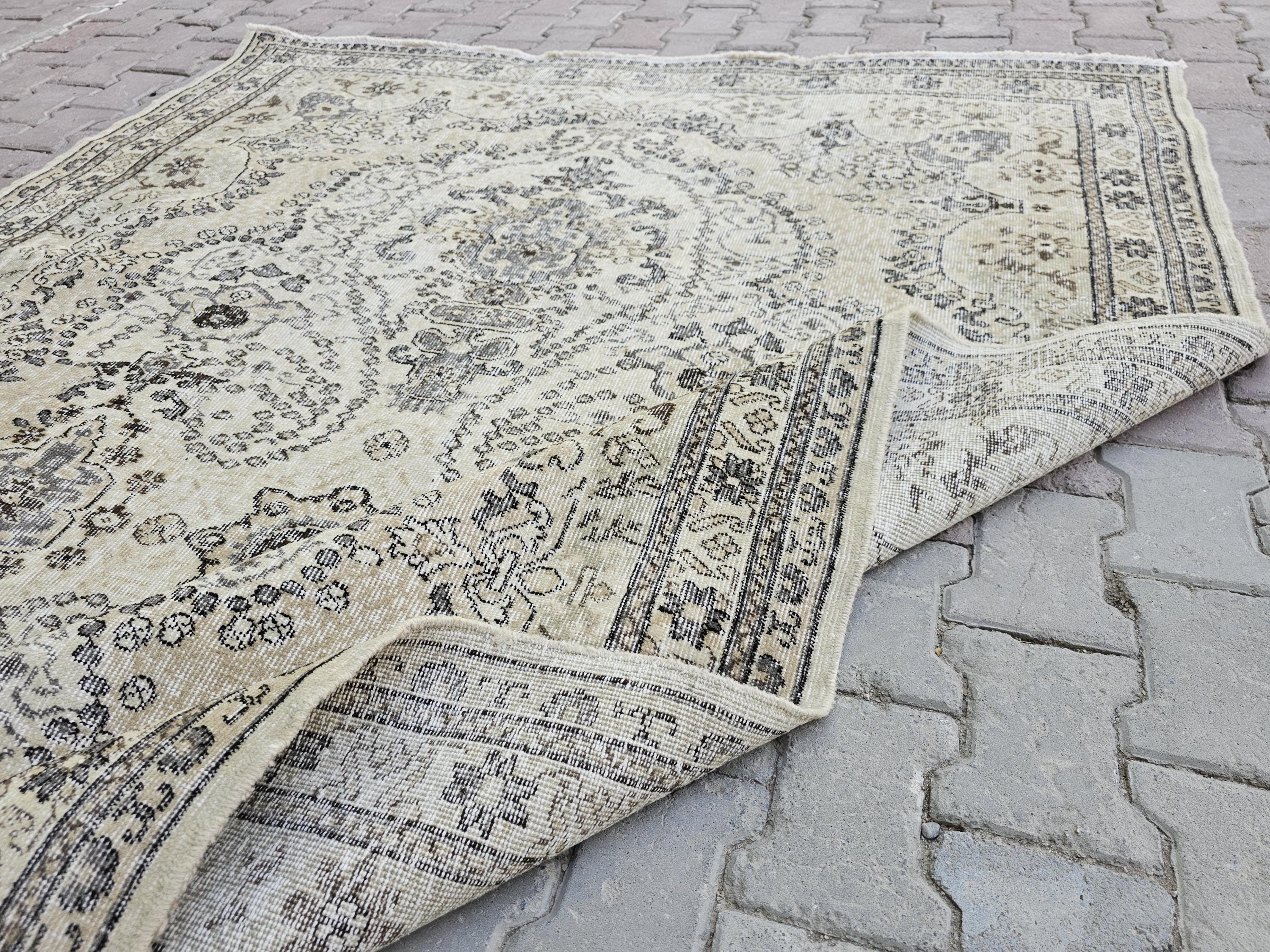Vintage Turkish Oushak Rug 6x9: Hand-Knotted Wool, Neutral Bohemian Carpet