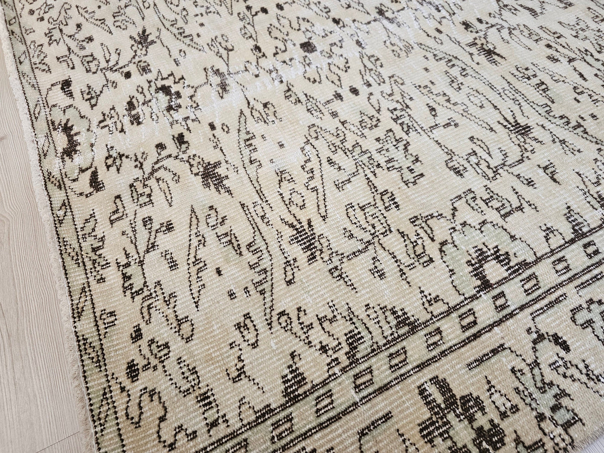 5x8 Vintage Turkish Rug: Neutral Floral Handmade Wool Entry Rug