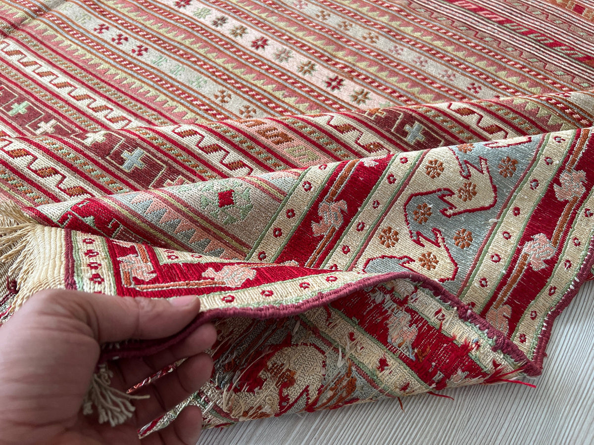 6x9 Vintage Soumak Kilim Rug: Hand-Knotted Wool Striped Rug