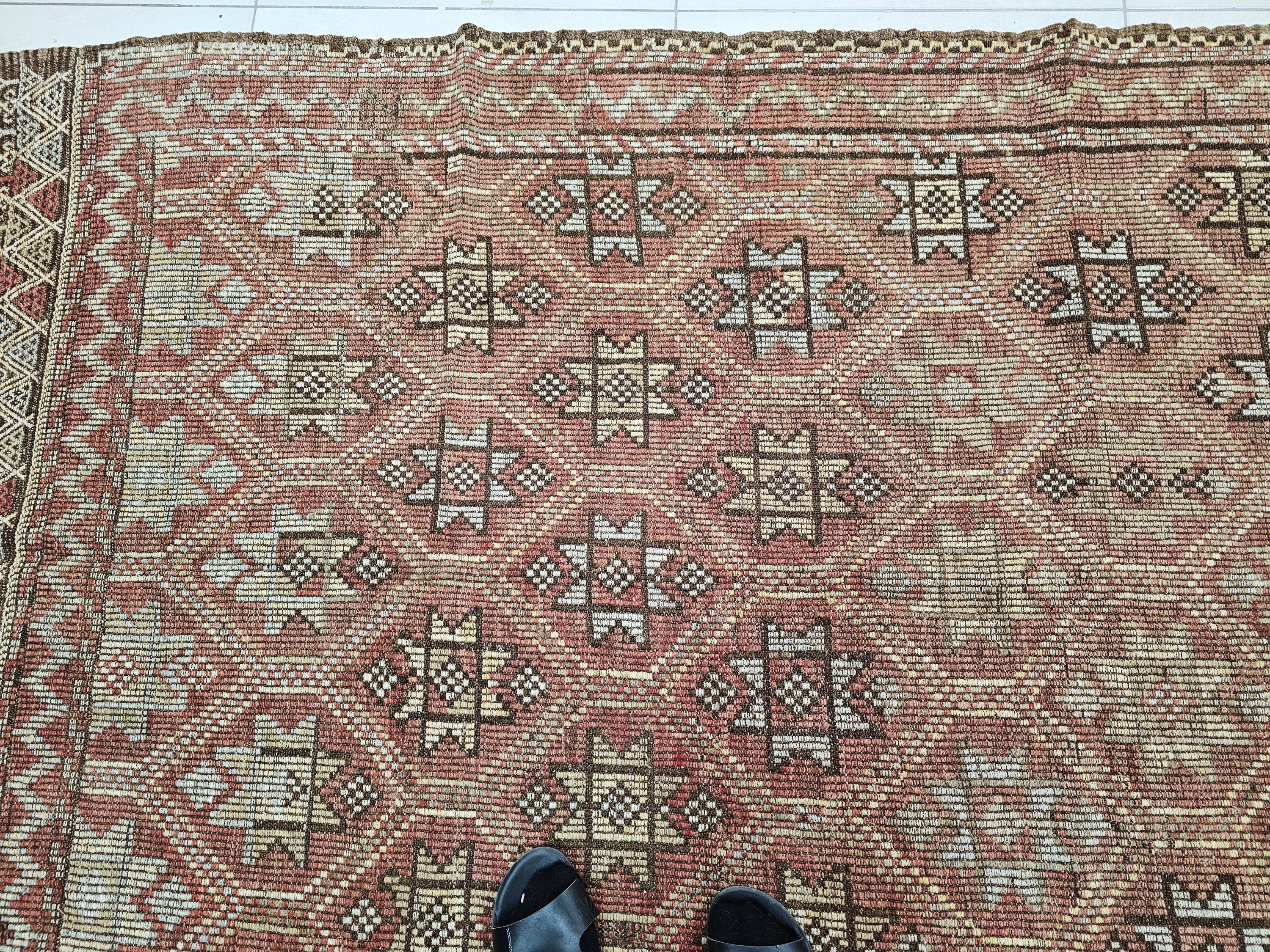 Hand Knotted Wool Turkish Rug: Vintage Bohemian Kilim (5.10x9.90 ft)