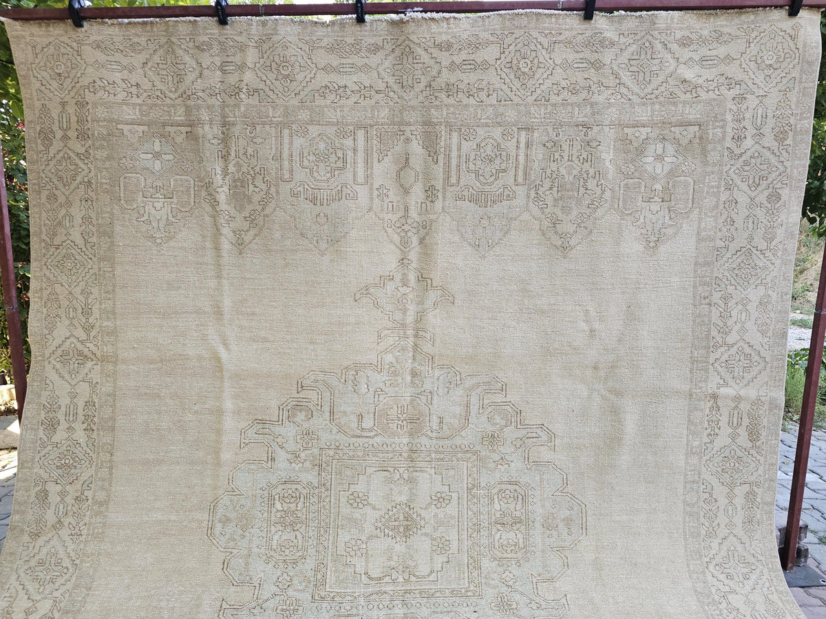 9x12 Vintage Rug: Handmade Turkish Wool Area Carpet - Oversize Neutral Wool Area Rug for Livingroom and bedroom - Palace size rug