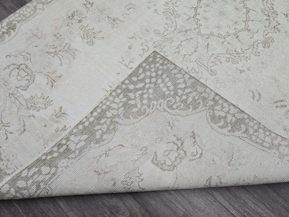 5.25x8.7 feet Neutral Vintage Area Rug Hand knotted Wool Turkish carpet