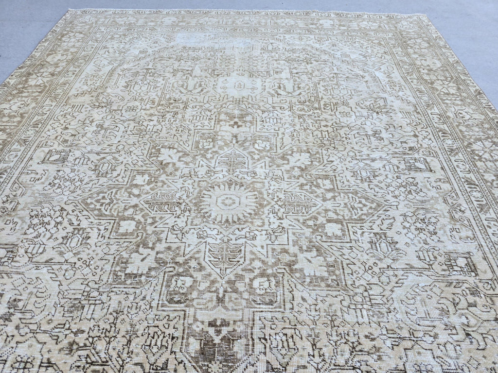 Turkish Rug 8x11, Mushroom Taupe Wool Area Rug, Star Medallion Heriz Style Carpet for Living Room, Dining Room, Bedroom, Boho Decor