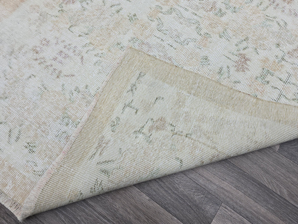 4x6 Vintage Turkish Oushak Rug: Hand-Knotted Wool, Cream Beige Floral