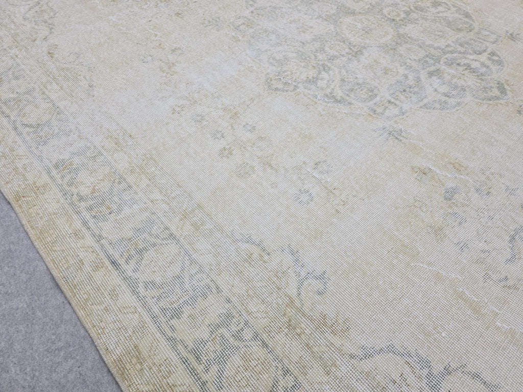 Neutral Floral Design Rug, 7.55 x 10.65 feet, HandWoven Wool Rug, 8 by 11 Area Rug, Turkish Rug for Home Decor, Antique Oushak Rug, Boho Rug