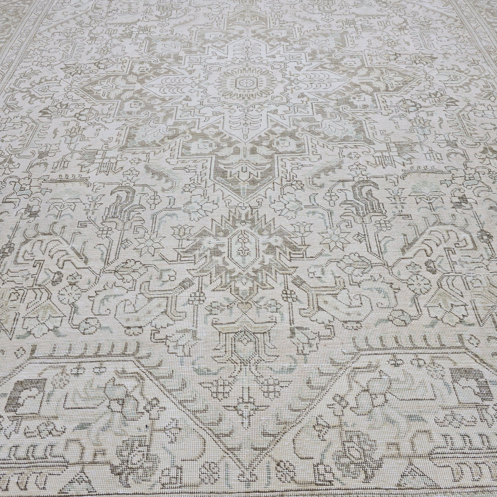 Oversized Neutral Turkish Oushak Rug (9.5x13 ft), Vintage Wool Carpet