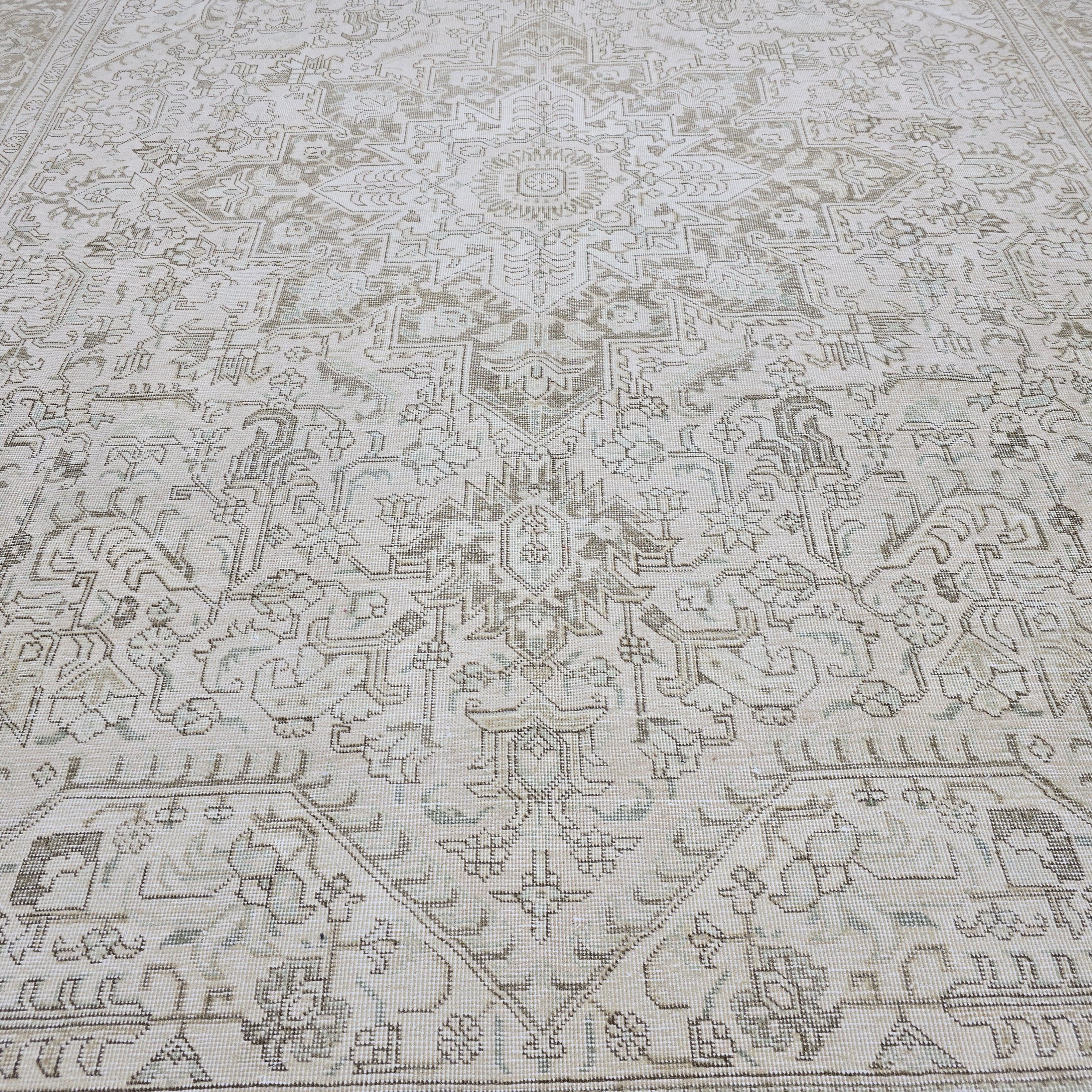 Oversized Neutral Turkish Oushak Rug (9.5x13 ft), Vintage Wool Carpet