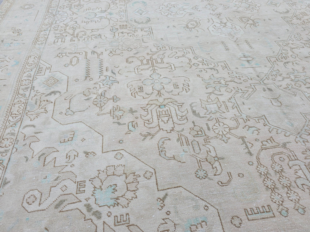 9x12 Vintage Neutral area Rug for Livingroom - High Quality Wool Oushak Area Rug - Handmade Turkish Area Rug for Bedroom