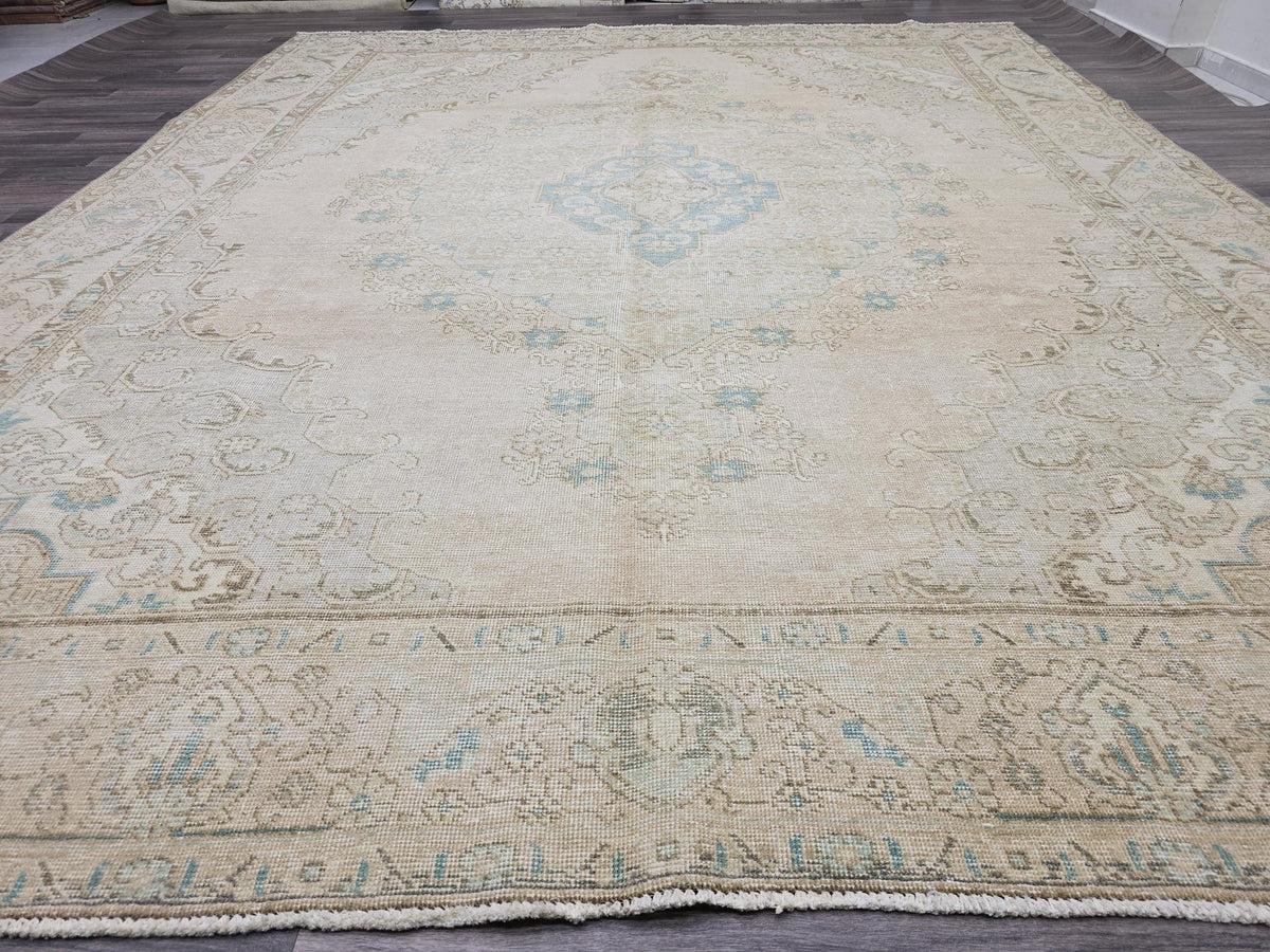 9x12 Beige Blue Faded Vintage Turkish Area Rug/ Natural Wool Rug / Authentic Carpet