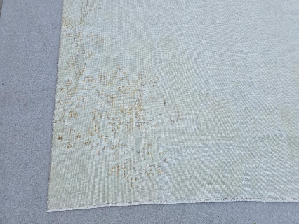 Hand-Knotted Oushak Rug: Vintage Turkish Wool, Neutral Floral (6.60x10.20 ft)