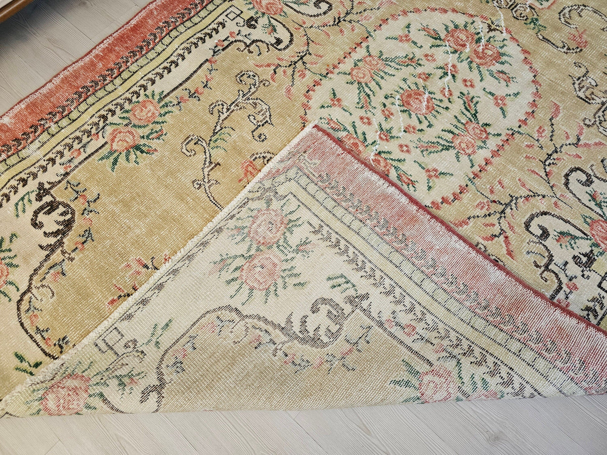 6x9 Hand Knotted Wool Vintage Turkish Isparta Rug