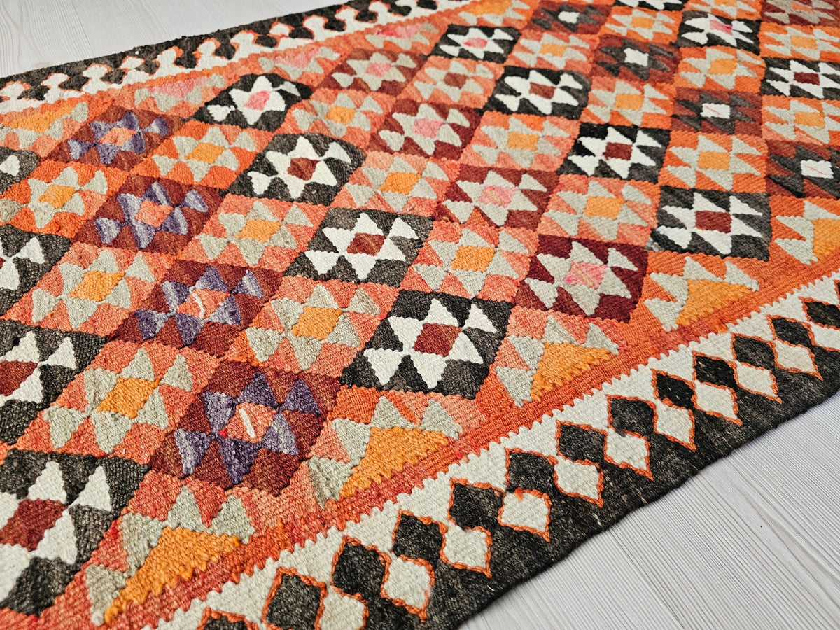 3x9 Traditional Vintage Runner rug, HandKnotted Turkish Runner //3x8.5 feet