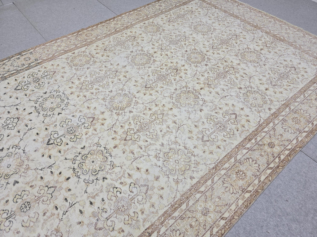 Vintage Turkish Oushak Rug 7x10, Hand Knotted Wool, Neutral Farmhouse