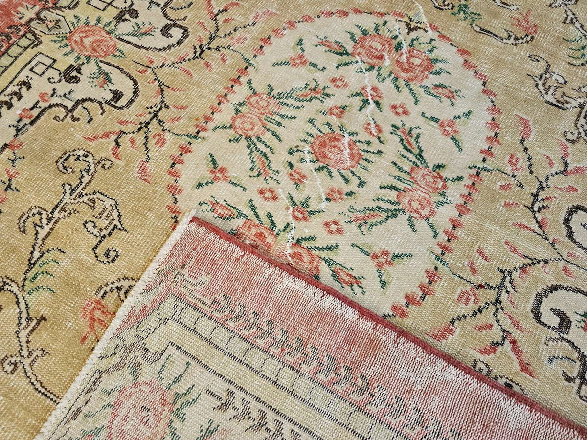 6x9 Hand Knotted Wool Vintage Turkish Isparta Rug
