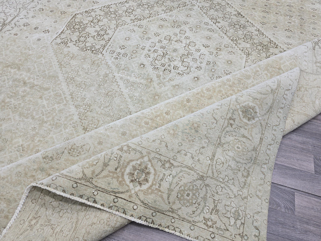 10x12 Neutral Vintage Rug/ Handmade Wool Turkish Rug for Livingroom and Bedroom/ Muted Oushak Area Rug for Bedroom and Office/ Heriz Rug