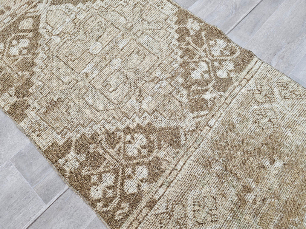 Vintage Turkish Runner Rug: Hand-Knotted Wool Oushak, Earth Tone (2.60x9.60 ft)