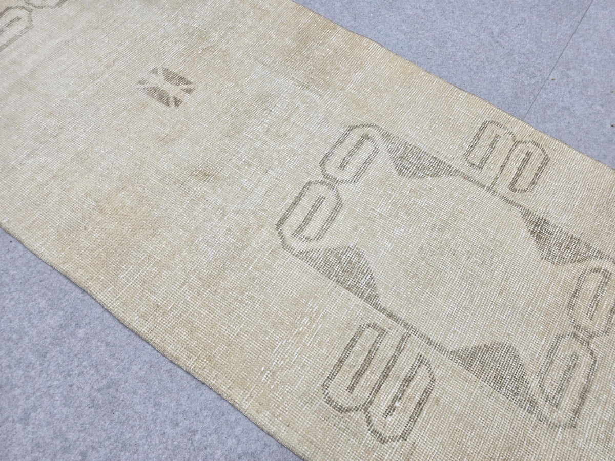 Antique Turkish Runner Rug 3x10, Camel Tribal Hallway Runner, Twin Medallion Wool Kitchen Runner, Boho Foyer Rug for Farmhouse Decor
