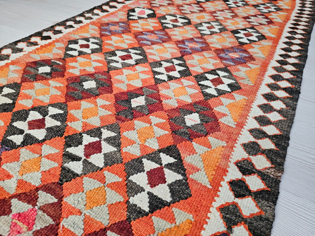 3x9 Traditional Vintage Runner rug, HandKnotted Turkish Runner //3x8.5 feet