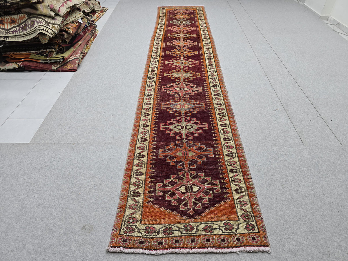 2.5x13 feet Vintage Wool Runner Rug: Muted Pastel Color Oriental Turkish Runner for Hallwa, Kitchen and stairs